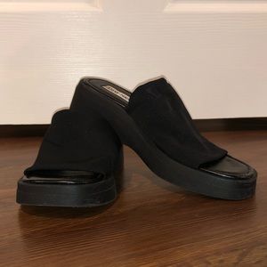 Steve Madden Chunky Platform Slides